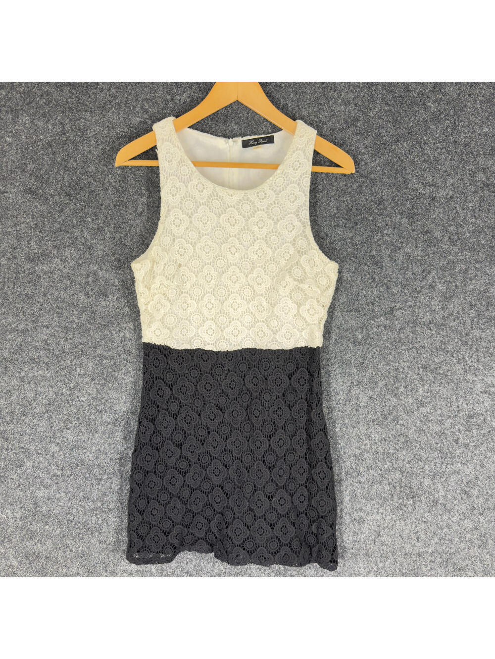 Honey Punch Dress Women M Medium White Floral Crochet Sheath Short Zipper Casual